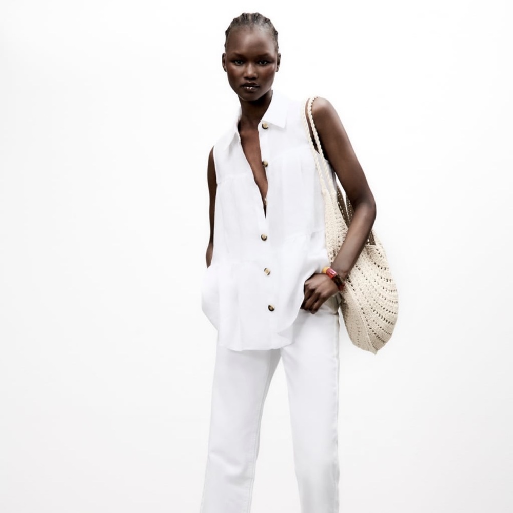 Zara NWOT Tiered Linen Blouse